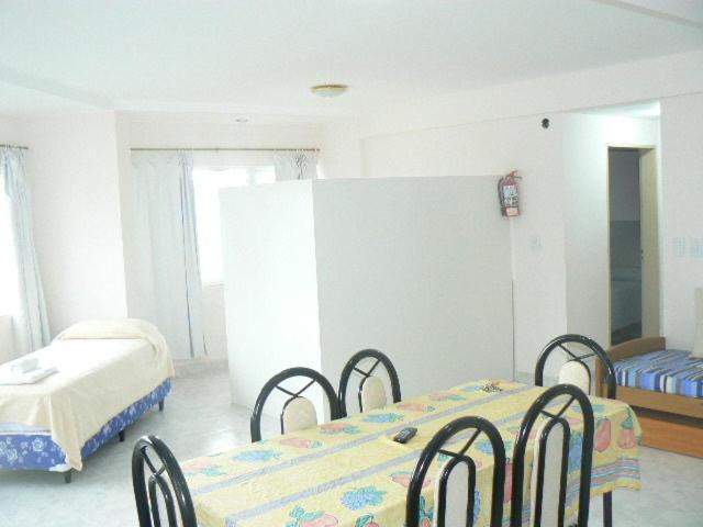 Departamentos Santa Monica Apartment Puerto Madryn Ngoại thất bức ảnh