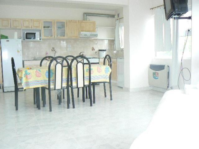 Departamentos Santa Monica Apartment Puerto Madryn Ngoại thất bức ảnh