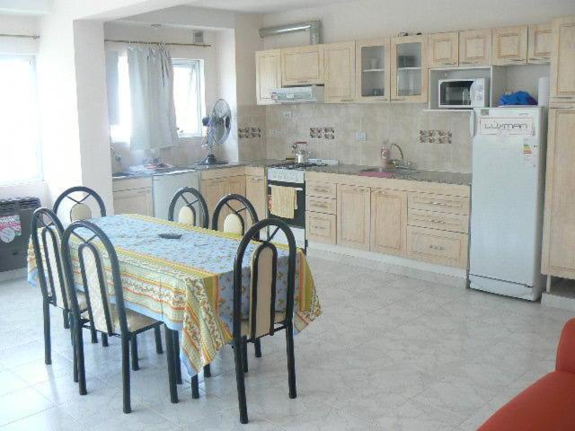 Departamentos Santa Monica Apartment Puerto Madryn Phòng bức ảnh